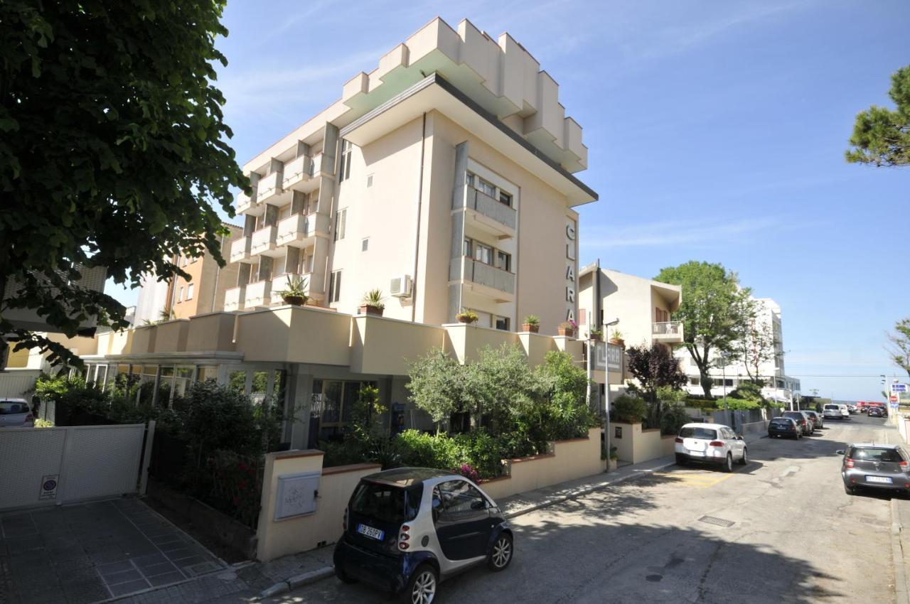 Hotel Clara Риччоне Экстерьер фото